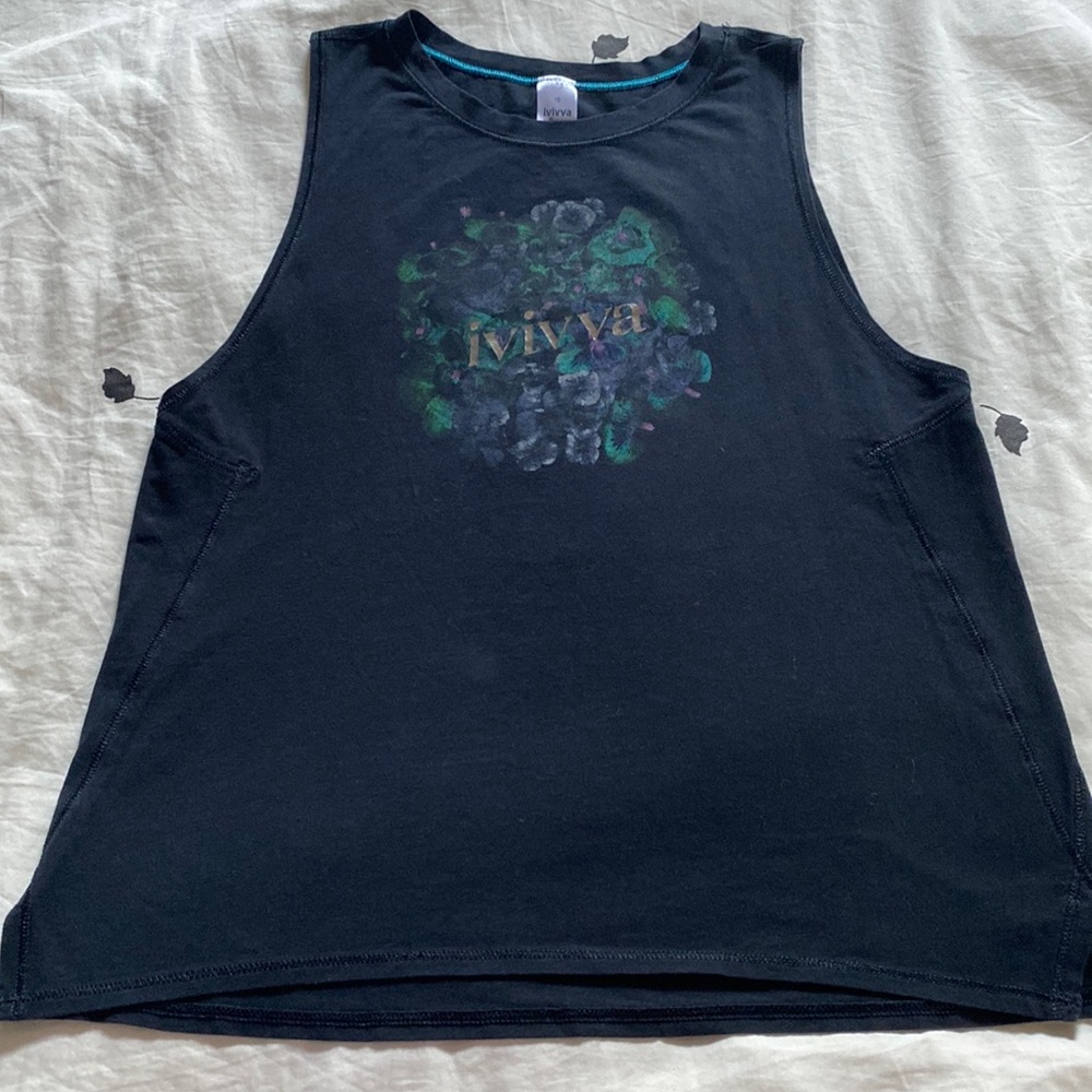 IVIVVA - LIKE NEW Tank - Size 10